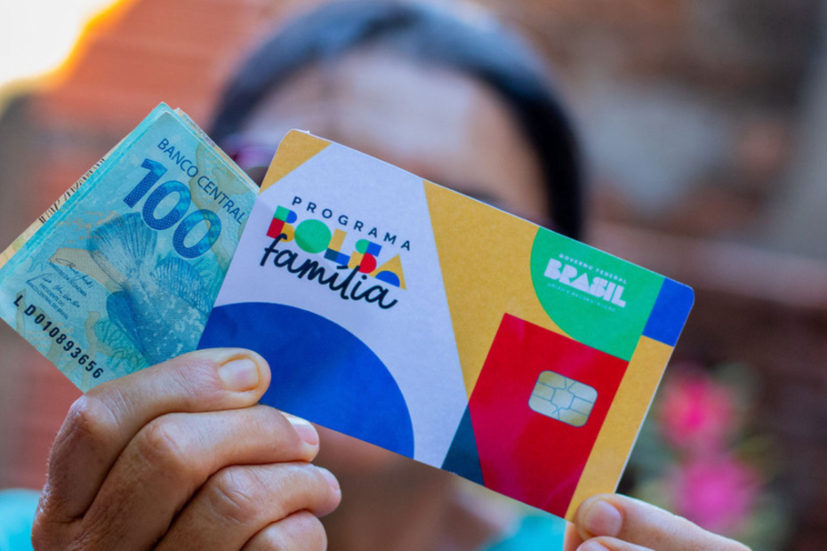 Saiba tudo sobre o mais famoso benefício de transferência de renda do Brasil: o Bolsa Família!